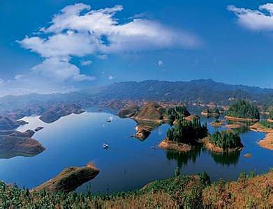 云南德宏“勐拱翡翠杯”山地自行车、越野跑步公开赛 Logo